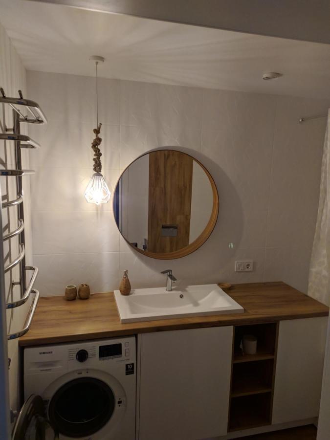 Cozy 75 Apart In Center - 2Х Кімнатна Квартира В Центрі Кропивницького Kropyvnytskyi Bagian luar foto