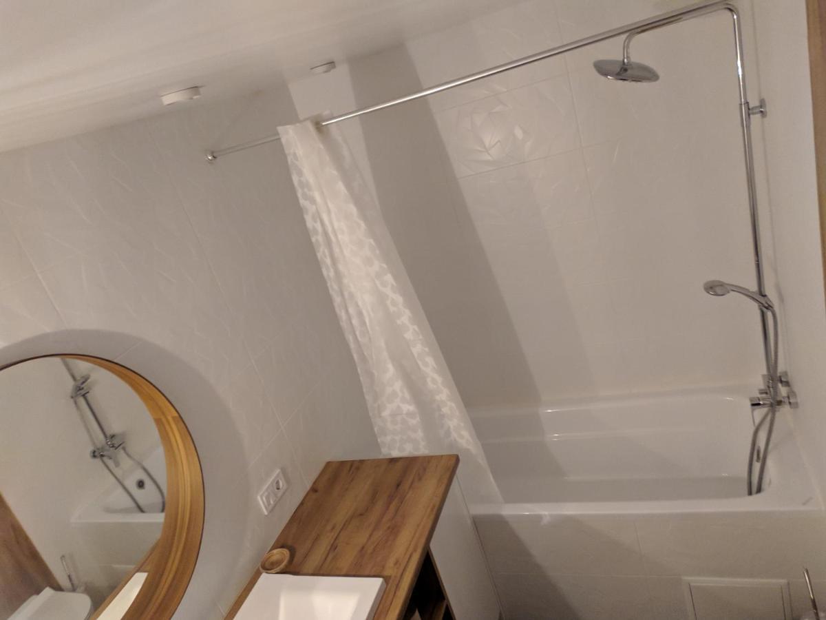Cozy 75 Apart In Center - 2Х Кімнатна Квартира В Центрі Кропивницького Kropyvnytskyi Bagian luar foto